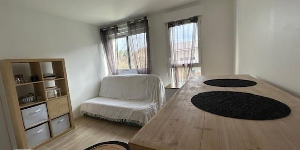 appartement à ST JEAN D ILLAC (33127)